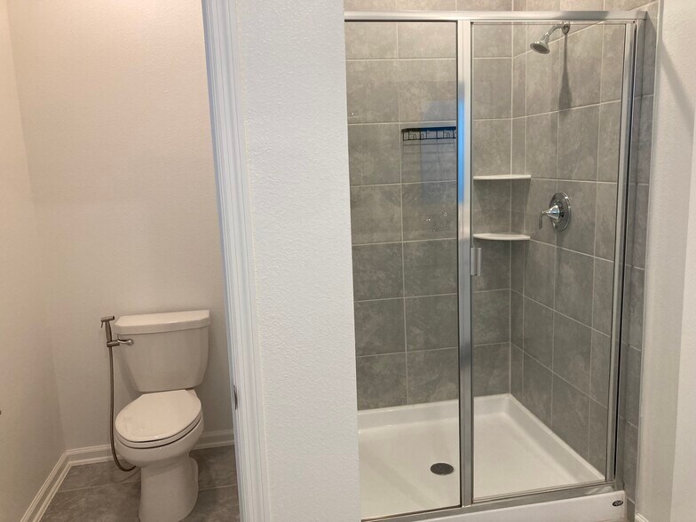 Master Bath - 6188 Shavasana Rd