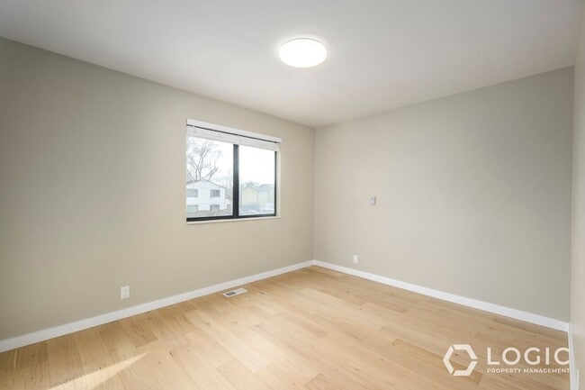 Building Photo - 2346 S 1440 W