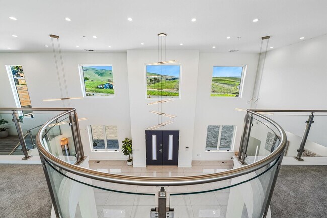 Building Photo - 7778 Laguna Heights Ct