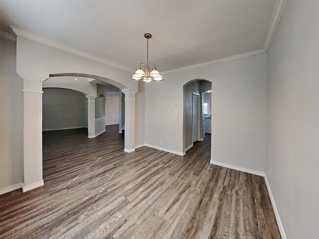 Building Photo - 17826 Camden Oaks Ln