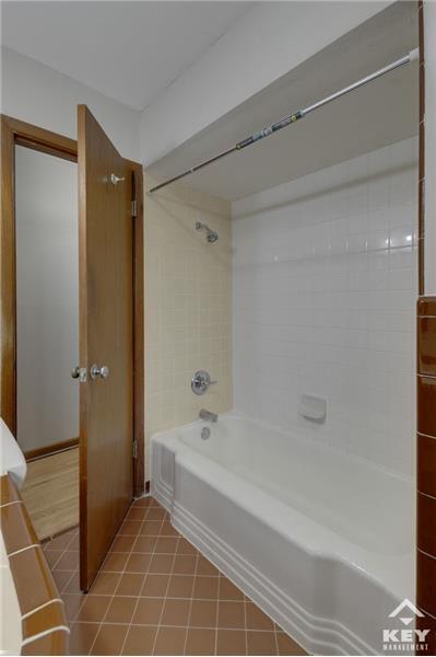 Building Photo - 1143 Patricia St