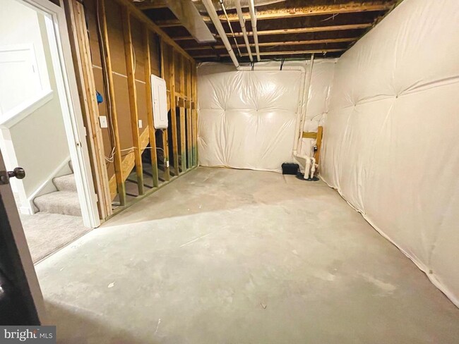 Building Photo - 130 Thornton Wy