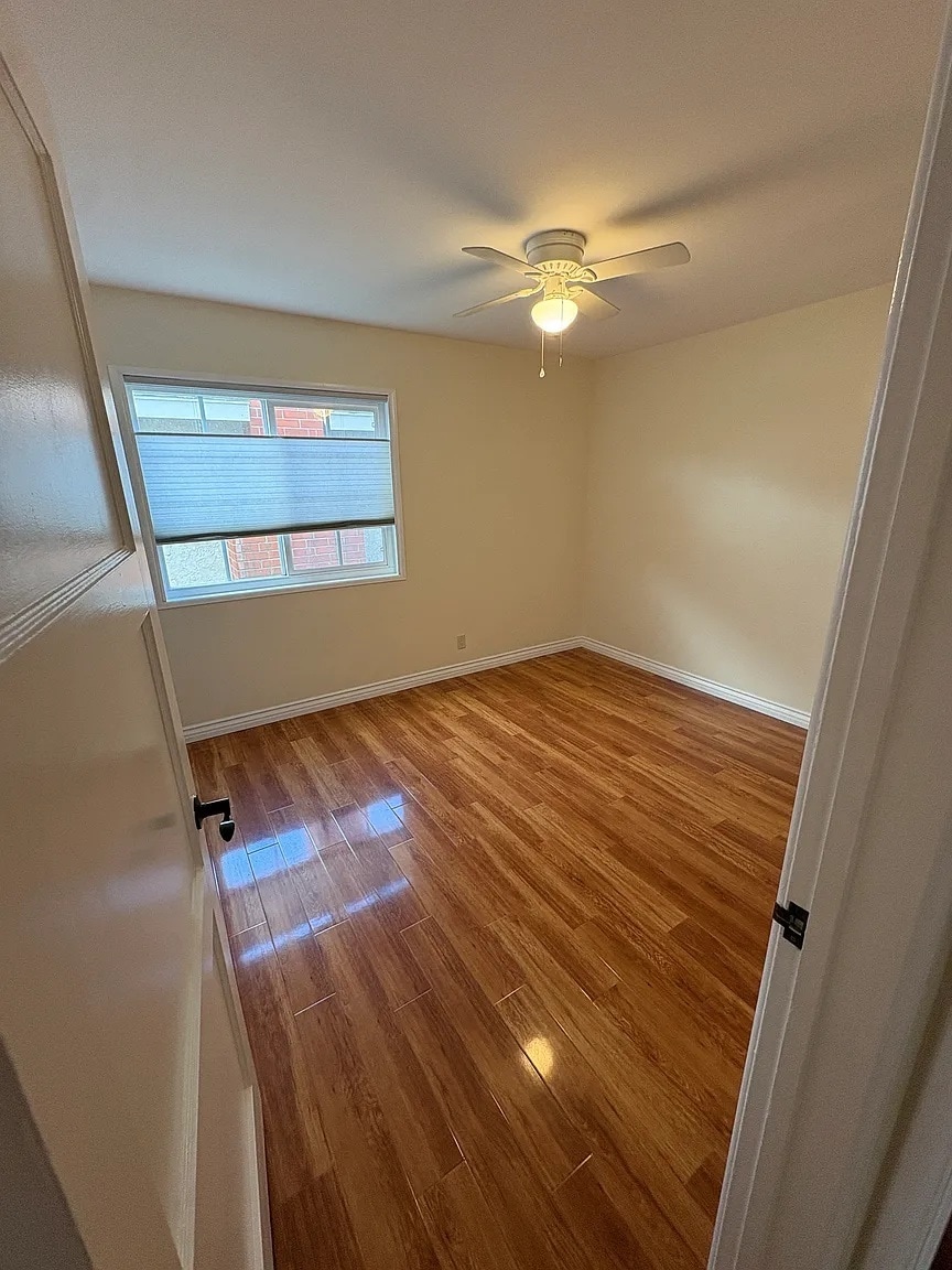 Building Photo - 1843 Santa Fe Ave