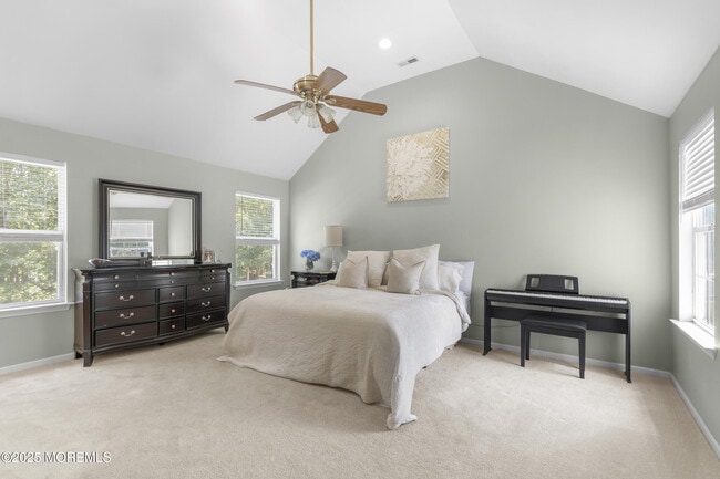 Building Photo - 6 Kindling Way