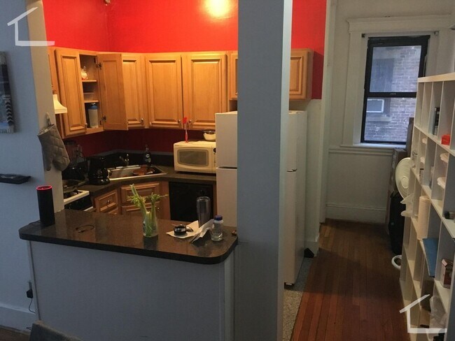 Building Photo - 1248 Commmonwealth Ave #3C Boston MA 02134