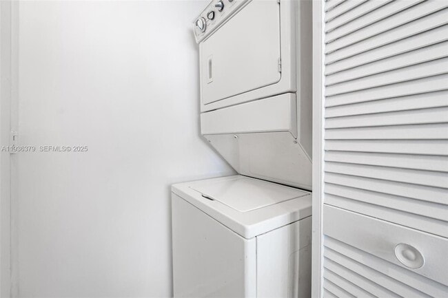 Building Photo - 244 Biscayne Blvd