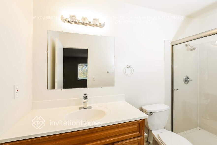 Building Photo - 824 Blue Bill Way