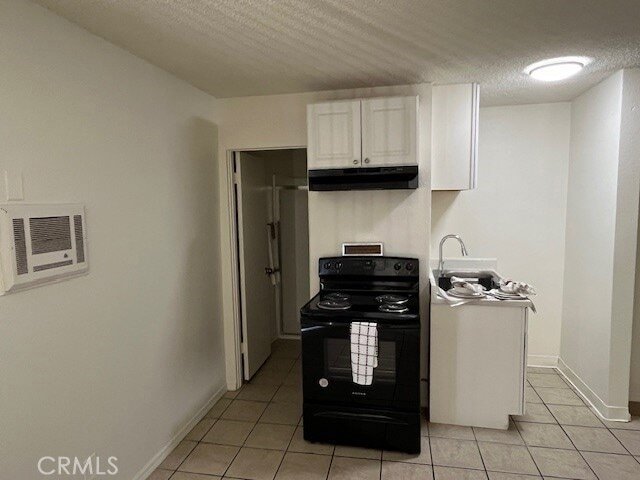 Building Photo - 686 E Cottonwood Rd