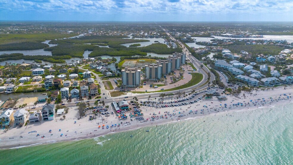 Building Photo - 5500 Bonita Beach Rd SW