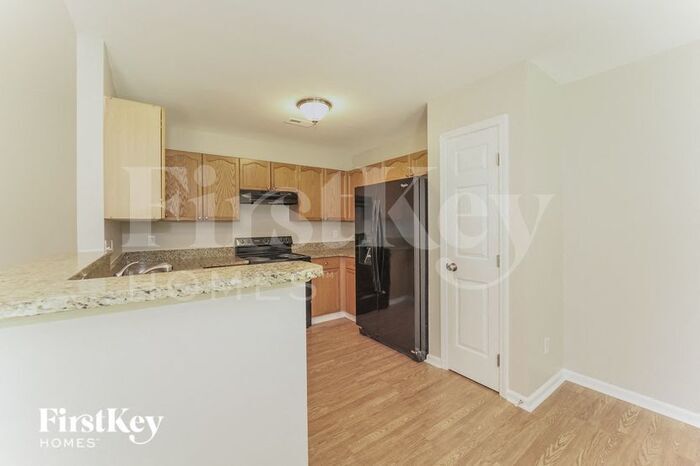 Building Photo - 246 Grayland Rd