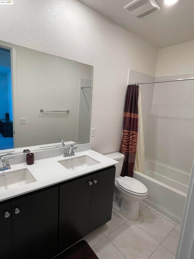 Building Photo - 5444 Spg Mountain Ln