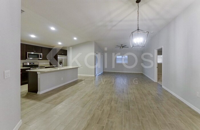 Building Photo - 227 Pennfield St