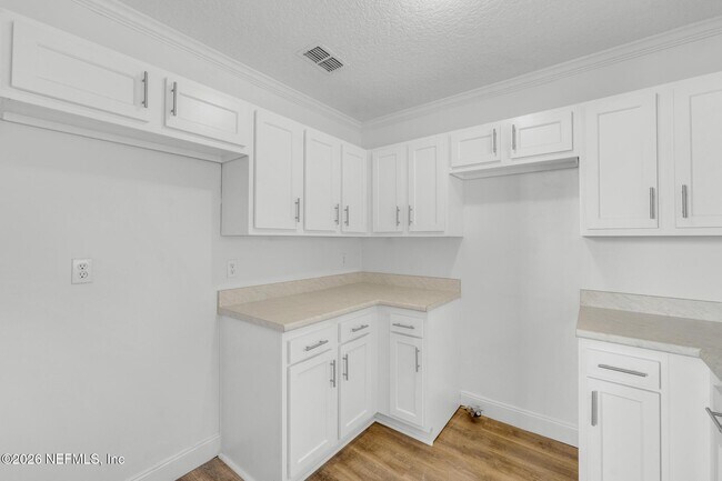 Building Photo - 2971 Warrington St