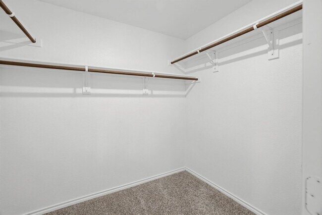 Building Photo - 116 Sir Barton Ln