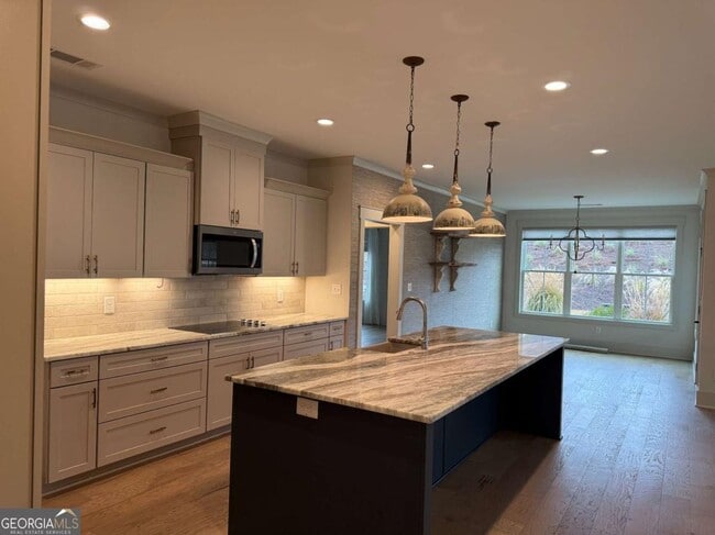 Building Photo - 1181 Hidden Hills Cir