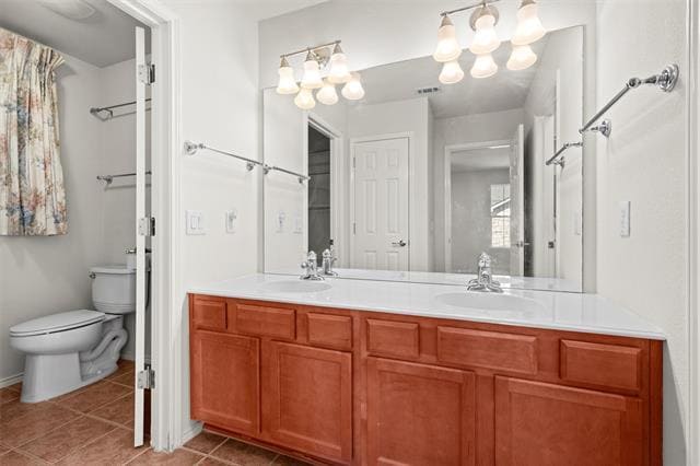 Building Photo - 2725 Hyde Park Dr