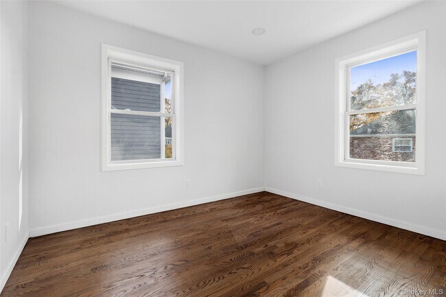 Building Photo - 91-93-93 Henry Ave