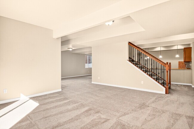 Building Photo - 5279 Mount Cutler Ct