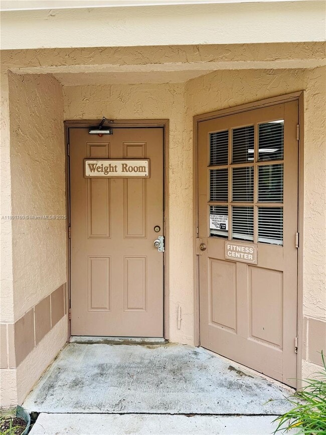 Building Photo - 2900 S University Dr