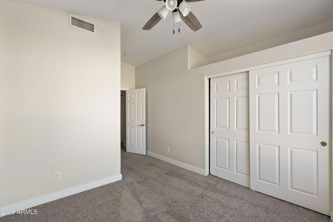 Building Photo - 1883 W Falcon Dr