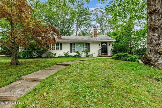 Primary Photo - 111 Autumn Rd