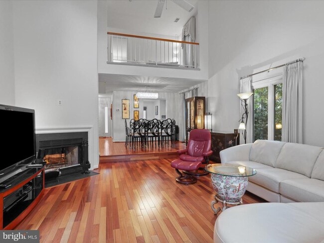 Building Photo - 1307 Wedgewood Manor Way