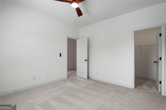 Building Photo - 5115 Rialto Way