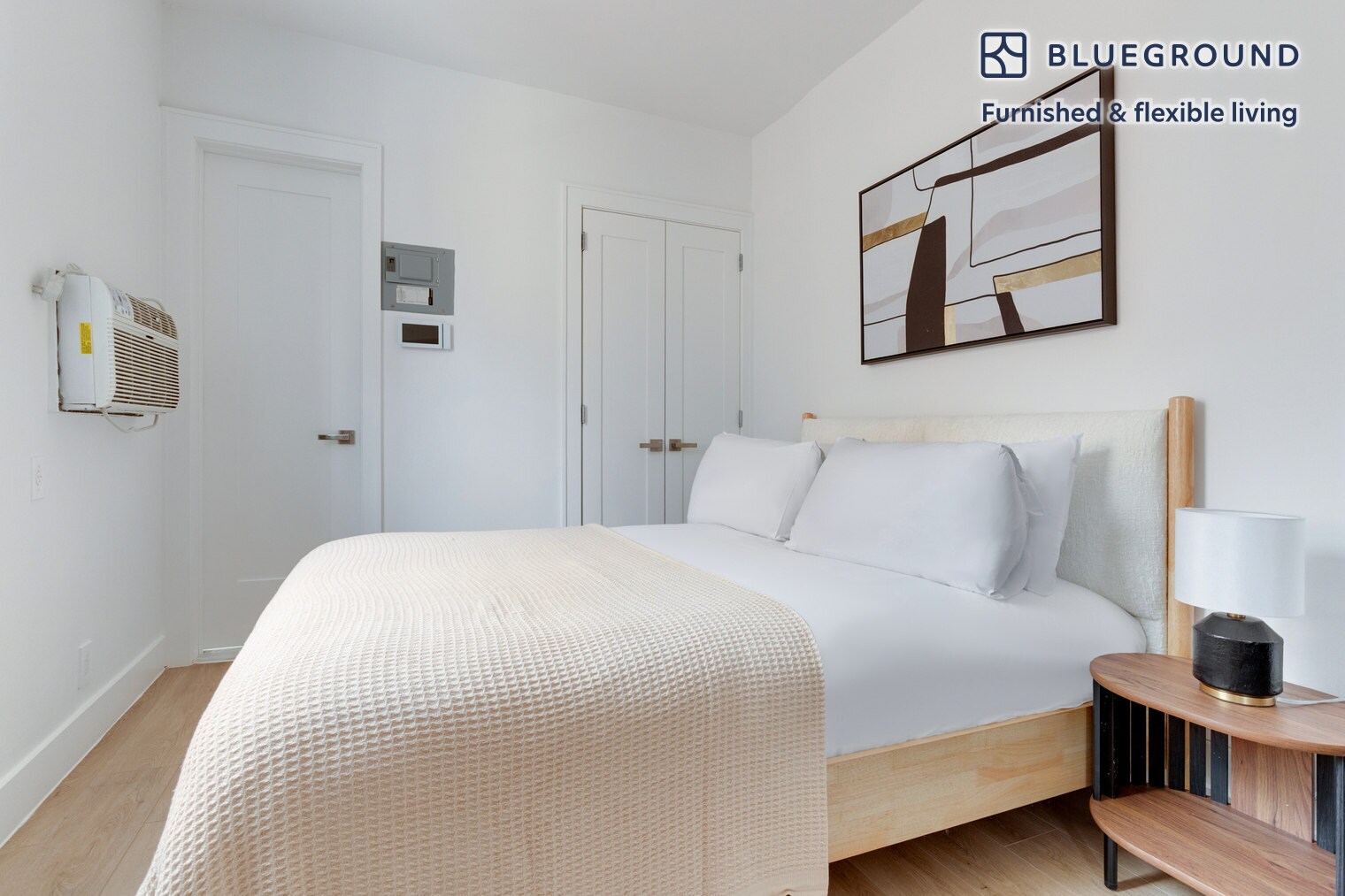 Building Photo - 138 E 38th St