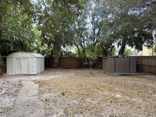 Building Photo - Single Family Home in South Tampa