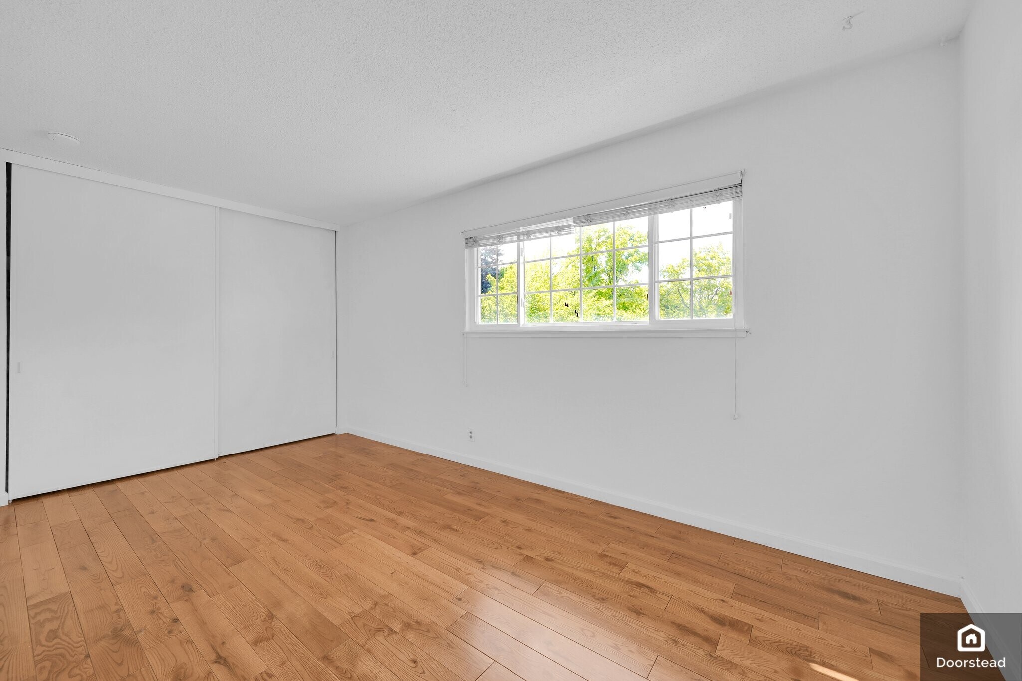 Building Photo - 3273 Cropley Ave