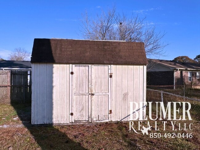 Building Photo - 3br 2bath 1230 Sqft Home for Rent