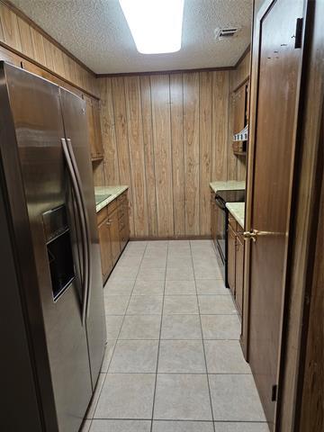 Building Photo - 2470 Briarwood Dr