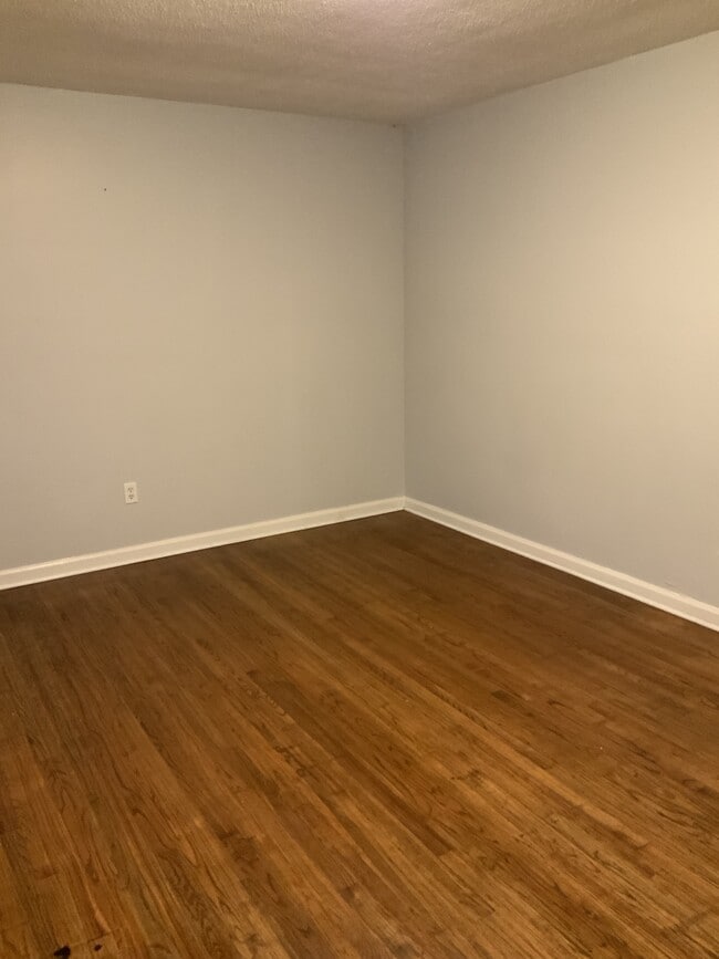 Building Photo - 1287 Montview St