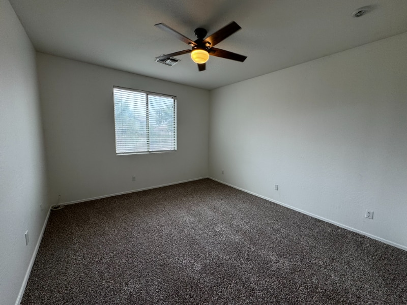 Building Photo - 7828 S 68th Dr