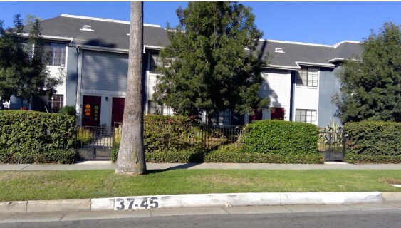 Building Photo - 41 Harkness Ave