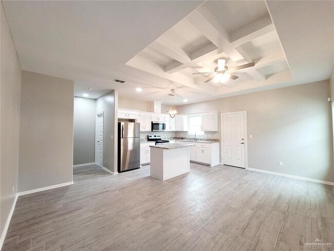 Building Photo - 13 13th St