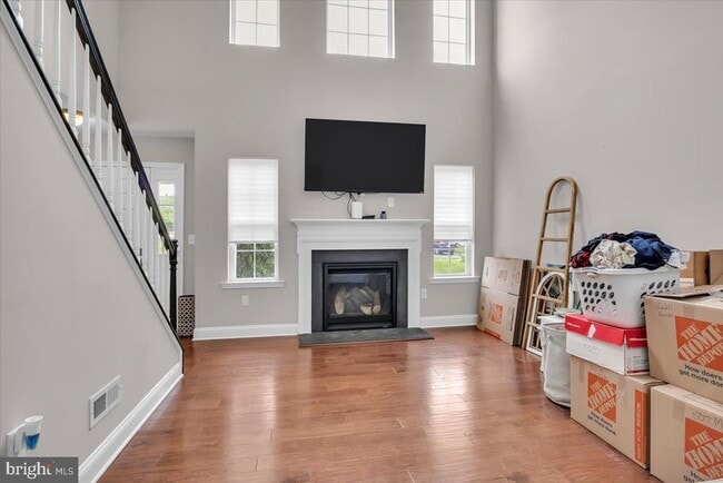 Building Photo - 507 Lexington Mews