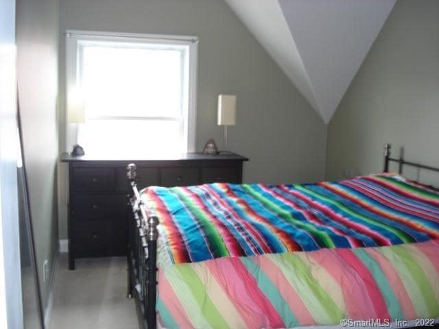 Building Photo - 4 Daskams Ln