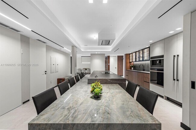 Building Photo - 400 Sunny Isles Blvd