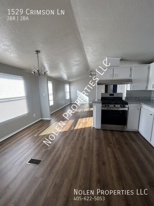 Building Photo - 1529 Crimson Ln