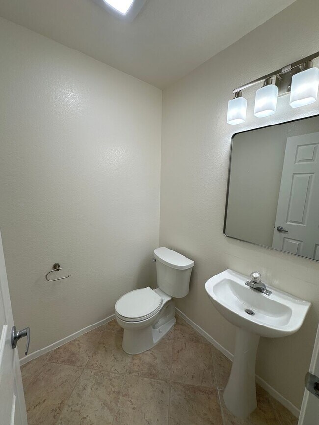 Building Photo - SCRIPTS RANCH-FULLY REMODELED  2 BED, 2.5 BATH - AVAILABLE NOW!