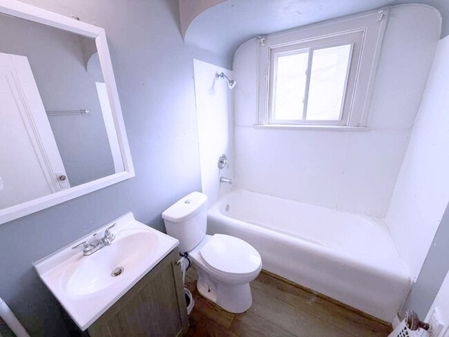 Building Photo - 3 BED 1 BATH SINGLE FAMILY HOME IN MT PLEASANT