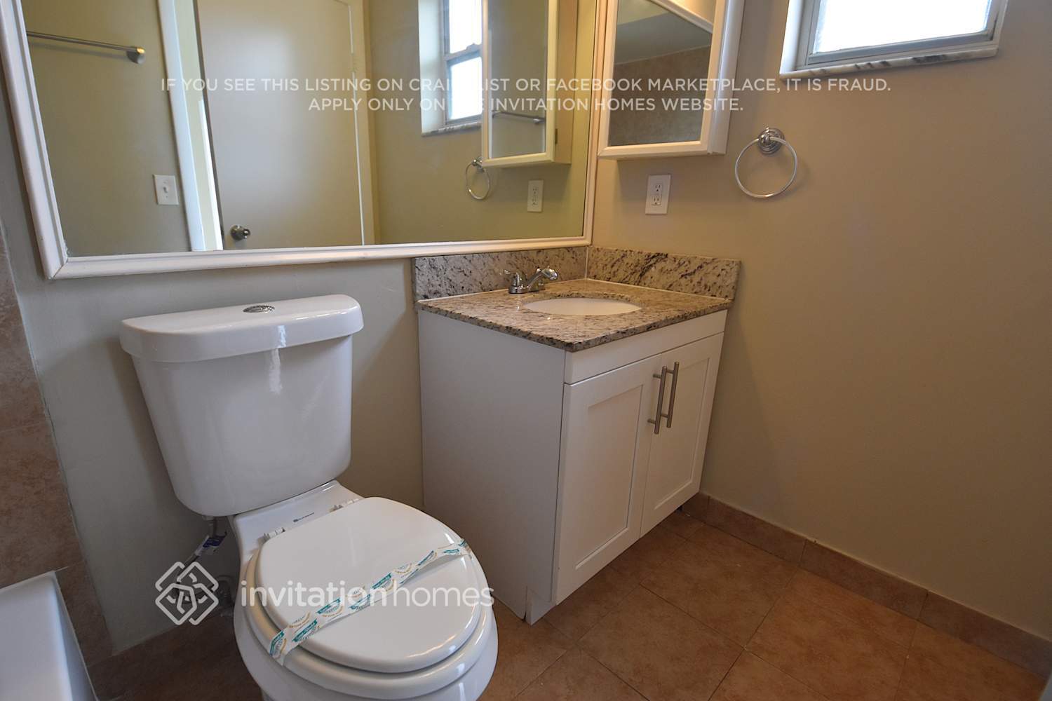 Building Photo - 9949 W Daffodil Ln