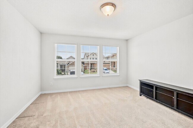 Building Photo - Charming 3-Bedroom Home in Desirable New Braunfels Neighborhood
