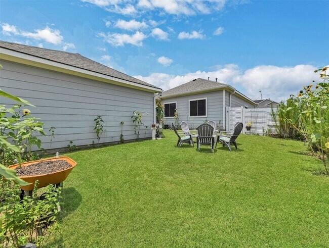 Building Photo - 21879 Mossy Field Ln