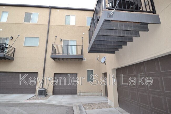 Building Photo - 4259 Birkhill Blvd