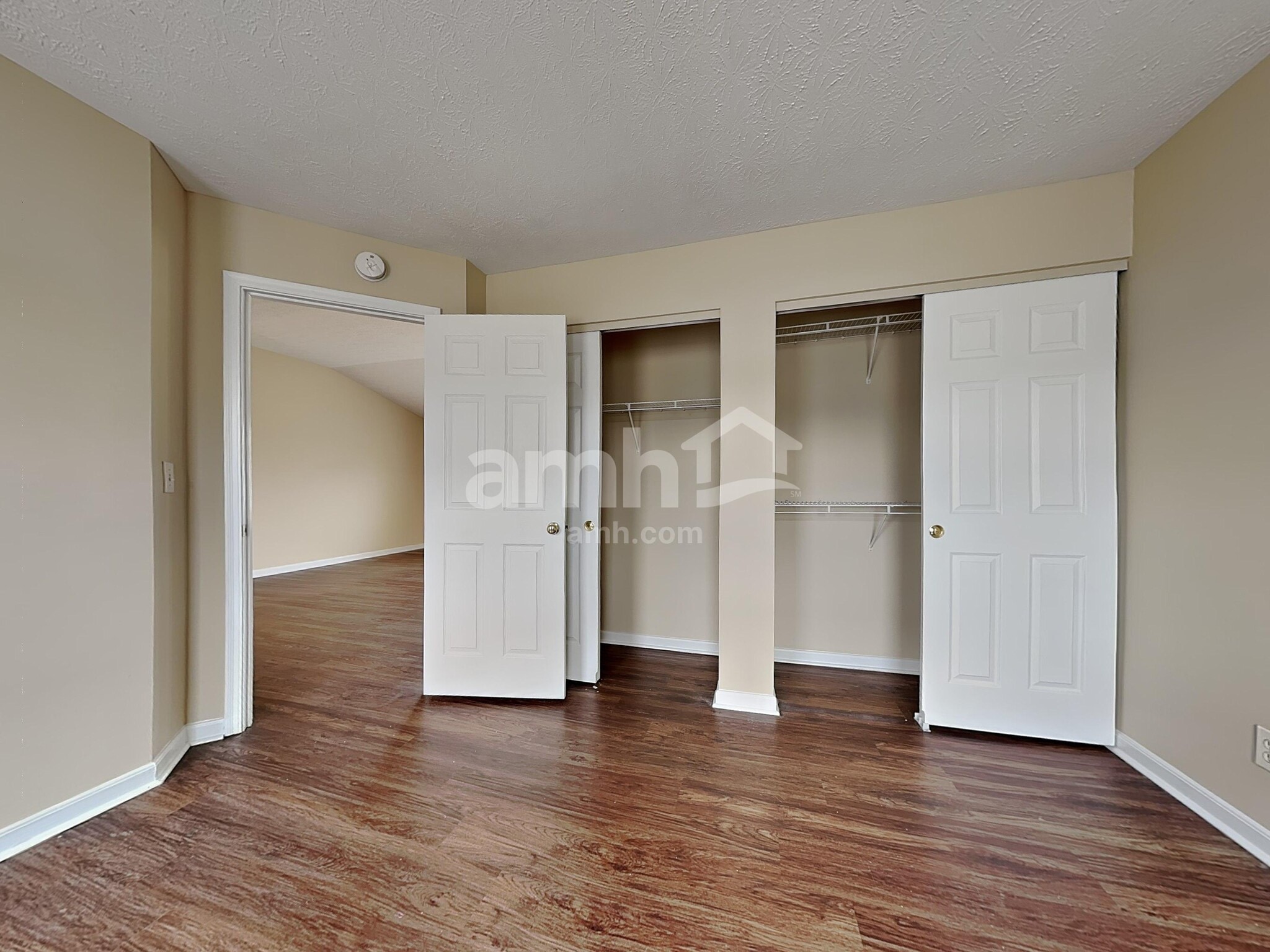 Building Photo - 10735 Chinkapin Cir