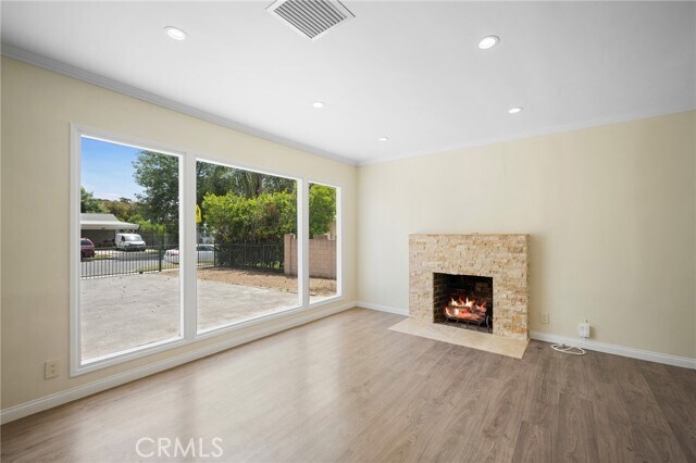 Building Photo - 6621 Chimineas Ave