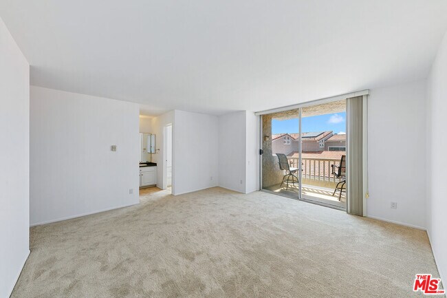 Building Photo - 28206 Rey De Copas Ln