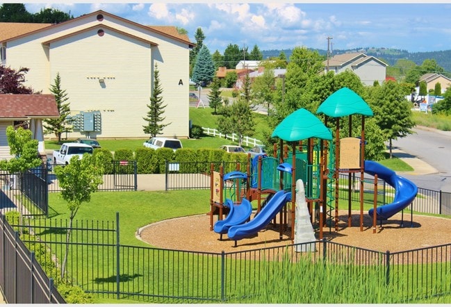 Playground/Park Area - Parkside at Mirabeau